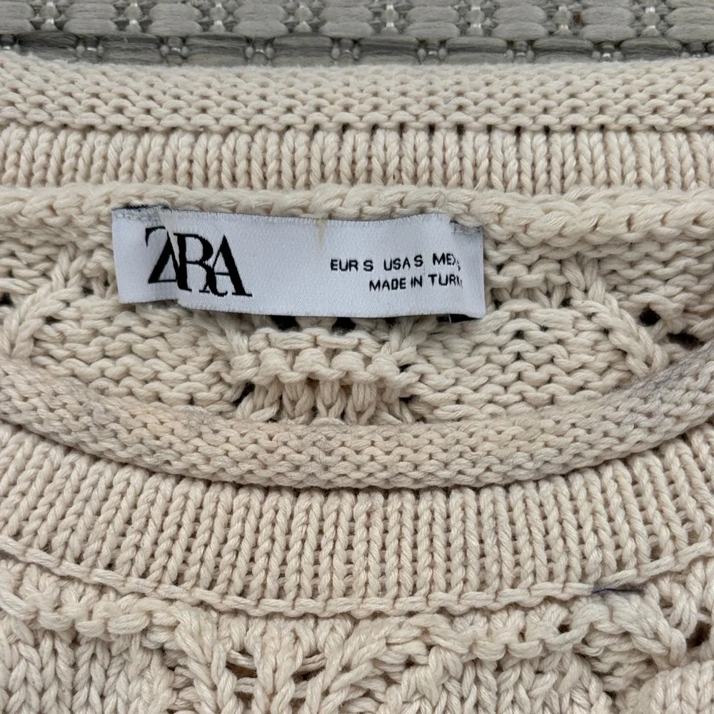 Zara Sweater Vest - Picture 2 of 2